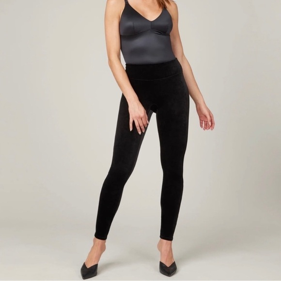 SPANX Velvet Leggings Contouring Waistband Black Size Medium - Picture 3 of 13